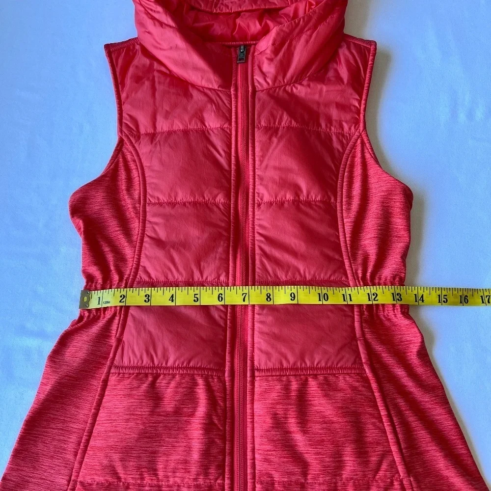 *FIRM PRICE* The North Face Pseudio Puffer Full Zip Performance Hooded Vest
